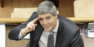 „Ő az az az üresség, akire bármilyen szerep rászabható”