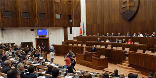 Előrehozott választásokat akarnak?