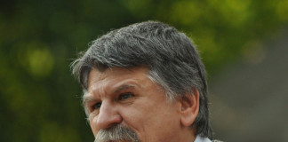 A cseheket felizgatta Kövér László, bekérették a nagykövetet