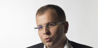 A puro pura defluit aqua!