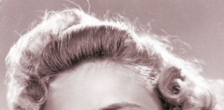 Újpesten emléktáblát avattak Házy Erzsébetnek