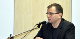 Jellem és önfeladás