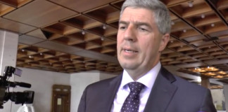 Bugárék továbbra is Kaliňák mellett