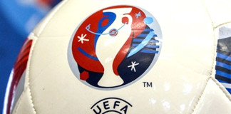 Holnap Kassai fújja a nyitómeccset