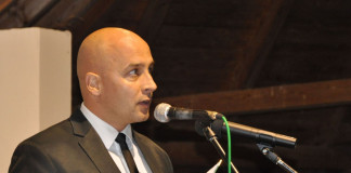 Menyhárt József: Kapaszkodjunk egymásba és higgyünk!