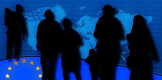 EU-csúcs: Meg kell fékezni a bevándorlóáradatot