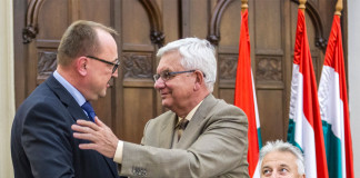 Duray Miklós: Rendszerváltozás, rendszerváltoztatás, rendszerváltás a Kárpát-medencében