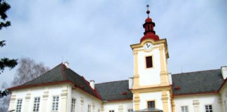 Visszakapja egykori kastélyát és földjeit a dél-morvaországi Luhačovicében a Serényi család