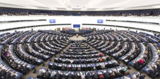 Így szavaztak Szlovákia EP-képviselői a Magyarország elleni indítványról