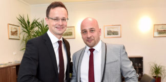Szijjártó Péter Pozsonyban az MKP-val tárgyalt
