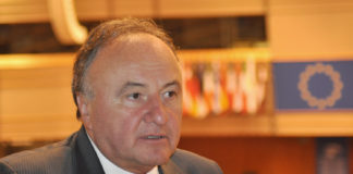 25 éves a nyelvi charta