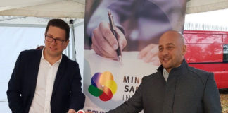 Perli az Európai Bizottságot Románia és Szlovákia a kisebbségjogi petíció miatt