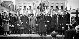 Tiszteletet a Kormányzónak!