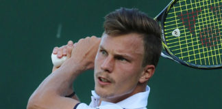 Elképesztő teniszbravúr: Fucsovics Márton nyolcaddöntős Ausztráliában
