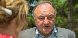 Csáky Pál: A modern világ ijesztő tendenciái ellen igyekszem küzdeni írásaimmal