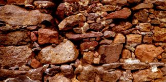 Elvszerű érdekképviseletet vagy látványos összeborulást? (11. rész)