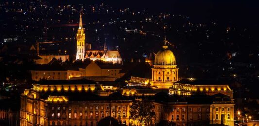 Útban áll a Magyar Honvédség főparancsnoka?