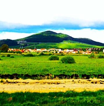 Csíksomlyói virradat / Aki van / Egyszer, talán… – Mihályi Molnár László versei